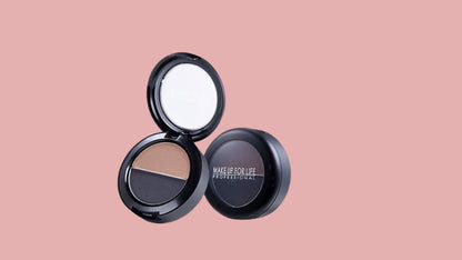 Comparaison avant/après utilisation de la poudre sourcils bicolore