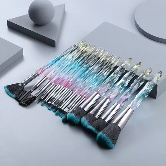 Pinceau à fond de teint professionnel avec manche cristal